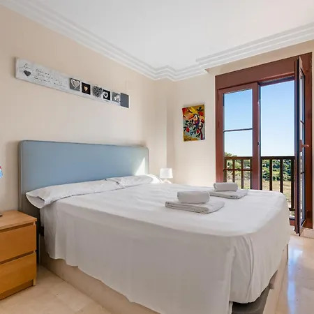 Gazules Del Sol 2458 Estepona
